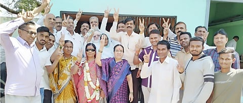 Sakal Tanishqa Member Elected Sarpanch of Nijampur