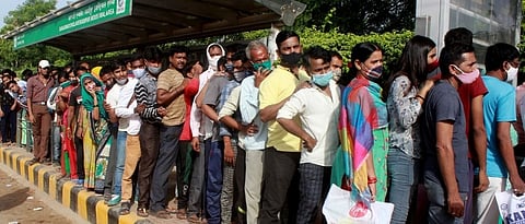 in uttar pradesh 50 residents given vaccine certificates without vaccination