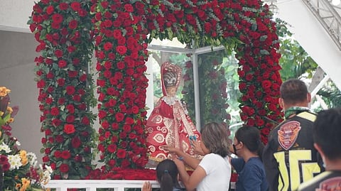 Hundreds of devotees brought their images of Sto. Niño to the Shrine of the Holy Infant Jesus of Prague at Shrine Hills Matina, Davao City to be blessed with holy water on Sunday, January 15. The event is in celebration of the feast of Sto. Niño.