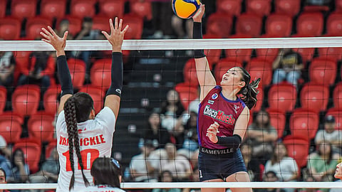 DOZEN. Cebuana Isa Molde had 12 points in the Flying Titans' five-set thriller against the Petro Gazz Angels.