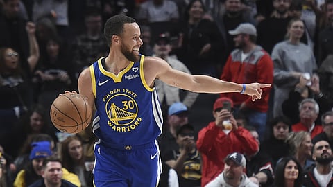 PAHIYOM: Mipahiyom si Golden State Warriors superstar Stephen Curry human sa ilang kadaugan batok sa Portland Trail Blazers ning Biyernes, Abril 12, 2024 (PH time) sa NBA. / AP PHOTO