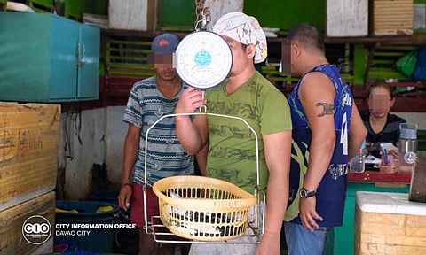 Davao City LGU summons stall owner in viral ‘faulty’ weighing scale video
