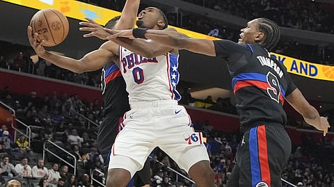 Pistons mipalyar kontra 76ers