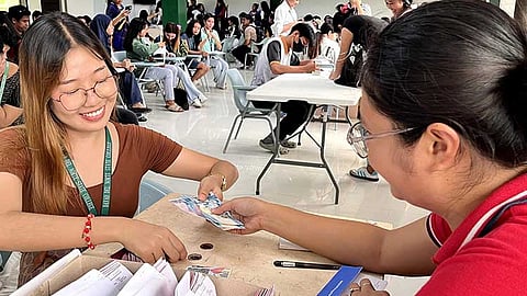 DSWD grants P1.5M aid to nearly 500 DNSC students