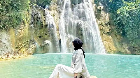 Nglirip Waterfall