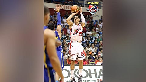 Hontiveros nabunyagan og dakong pilde isip coach