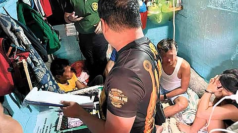 Drug den sa Pahina San Nicolas gironda, 4 sikop