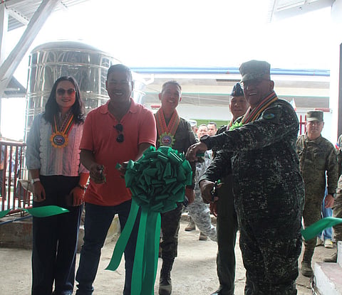 ZAMBOANGA. Brigadier General Romulo Quemado II, acting commander of the Western Mindanao Command (Westmincom) (right), and Mariki Village Chairperson Nickson Muksan (left), unveil the newly renovated stage project at Mariki Elementary School in Zamboanga City on Saturday, August 23. The unveiling ceremony highlighted Westmincom’s civic action activities benefiting hundreds of residents in Mariki village.