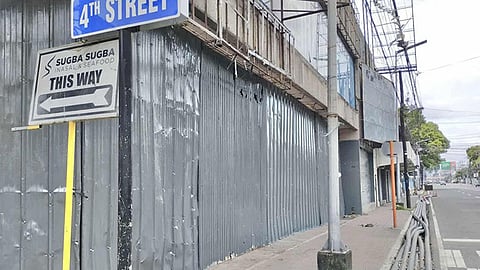 Abandoned building on Lacson Street already ‘cleared’