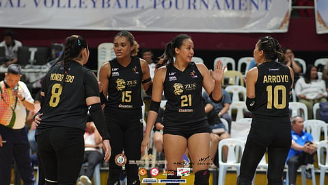 UNSTOPPABLE THUNDERBELLES. The Zus Coffee Thunderbelles celebrate a point during their straight-sets win over the De La Salle University (DLSU) Lady Spikers, 25-23, 25-21, 25-19, in the Davao Invitational Tournament 2025 at the University of Southeastern Philippines (Usep) Gym in Davao City, on Friday night, September 6. The victory kept the Thunderbelles unbeaten at 2-0, moving them closer to a finals berth.