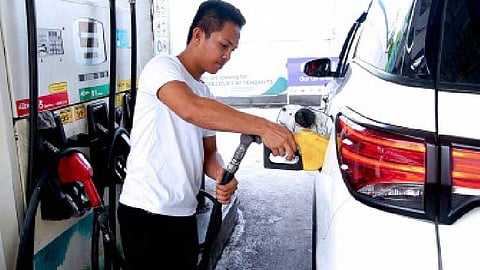 Presyo sa diesel moubos, gasolina mosaka sunod semana