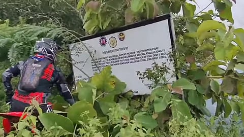 Riders find ‘ghost project’ in Manipis; DPWH 7 clarifies work suspended