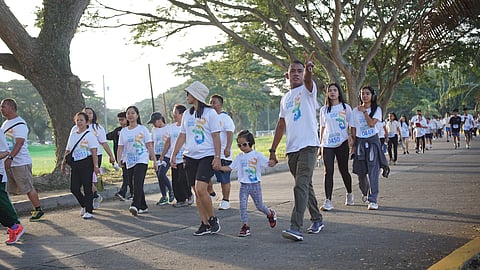 Family Fun Run draws 2-K entries