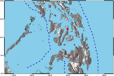 M5.8 earthquake wakes Cebu
