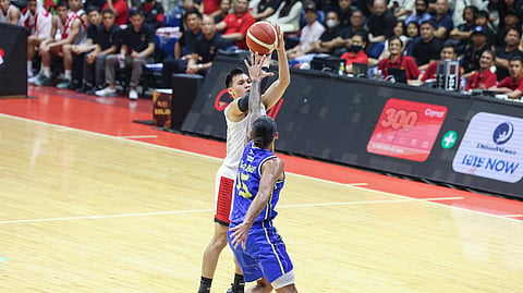 ON TARGET. Scottie Thompson of Barangay Ginebra rises for a jumper against a TNT Tropang 5G defender during their PBA Philippine Cup game on Tuesday night, Oct. 15, 2025, at the Smart Araneta Coliseum. The Gin Kings defeated TNT, 92-77.