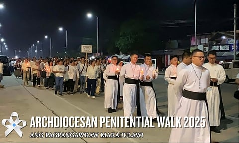 PENITENTIAL WALK. The Archdiocese of Davao spearheaded the Archdiocesan Penitential Walk, which concluded with the celebration of the Holy Sacrifice of the Mass at St. Peter’s Square Agila Stage along San Pedro Street, Davao City, on Saturday, October 25, 2025. The religious procession was held in response to the growing corruption cases plaguing the nation, as thousands of faithful from various vicariates, ACLAIM, and Catholic schools walked from Coastal Road Tulip, Magsaysay Park, and Doña Vicenta Park in a collective act of humility, repentance, and hope. Archbishop Romulo G. Valles urged the faithful to walk humbly with the Lord, praying for forgiveness and renewing their commitment to honesty, integrity, and justice.