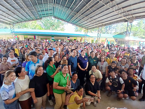 NEGROS. Vice President Sara Duterte-Carpio distributes food assistance to residents severely affected by Typhoons “Tino” and “Uwan” in Negros Island Region (NIR) Tuesday, November 11, 2025.