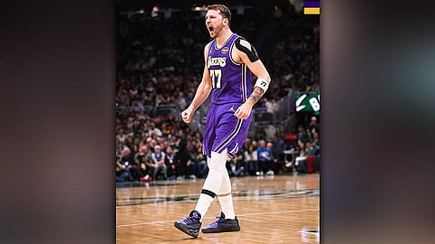 Lakers miputol sa sungay sa Bucks