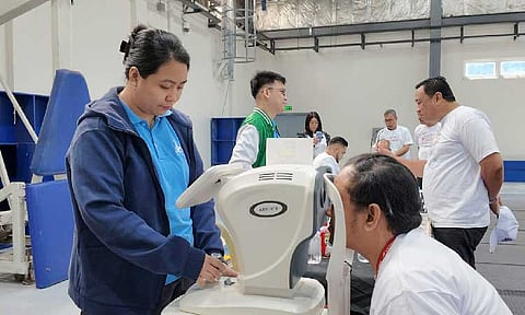 NLEX provides eye care services for bus drivers