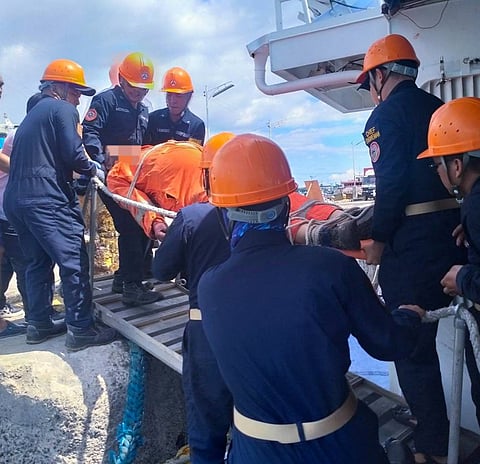 ZAMBOANGA. A medical team from the Coast Guard District Southwestern Mindanao successfully provides assistance to a foreign cargo vessel crew member who was electrocuted while the ship was transiting the Basilan Strait on Tuesday, January 6.