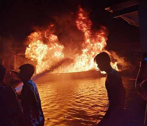 ZAMBOANGA. A more than three-hour fire destroys some P200,000 worth of properties that also injures three people on Thursday evening, January 8, in the coastal village of Rio Hondo in Zamboanga City.