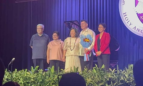Holy Angel University President Leopoldo Jaime Valdes; Hilana Timbol Roman, Joyce Vasquez Kasparian; Dr. Raffi Kasparian; and Myra Lopez, Asst. Director of HAU Center for Kapampangan Studies, all together on stage after the concert entitled 'Tones Through Time: A Musical Odyssey'.
Photo by Vianca Ramoneda