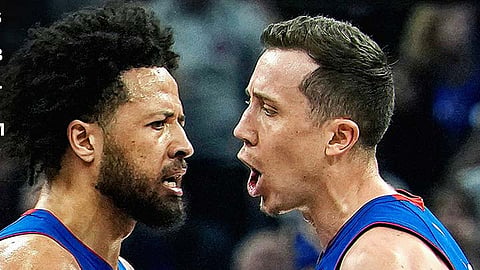 Cade Cunningham (wala) ug Duncan Robinson sa Detroit Pistons. / Hulagway sa NBA Facebook Page