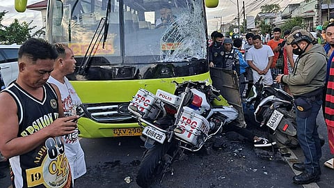 Polis patay sa bangga sa Naga