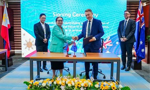 MUTUAL RECOGNITION. Australian Ambassador to the Philippines Marc Innes-Brown shakes hands with Maritime Industry Authority Administrator Sonia Malaluan during the memorandum of understanding signing between MARINA and the Australian Maritime Safety Authority (AMSA) on mutual recognition of seafarer certificates on Friday (Feb. 6, 2026). The agreement is seen to further boost trade and shipping logistics between the two maritime states. (Photo courtesy of the Australian Embassy in Manila)