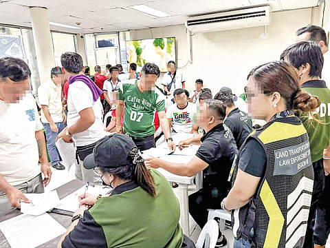 GI-DRUG TEST: Mokabat sa 204 ka drayber sa bus ug taxi ang gipaubos sa surprise drug test sa Cebu South Bus Terminal niadtong Lunes, Marso 30, 2026.