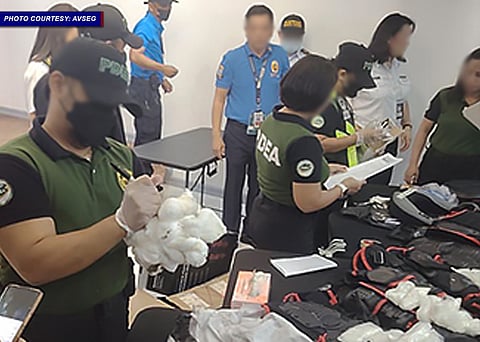 MANILA. Authorities intercepted more than P38.6 million worth of methamphetamine hydrochloride, locally known as shabu, in a drug interdiction operation at parcel facilities in Pasay City.