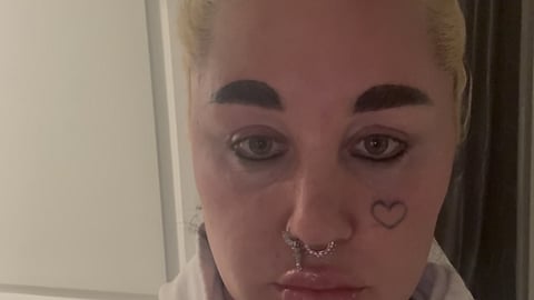 Amanda Bynes returns to music with EDM single ‘Girlfriend’