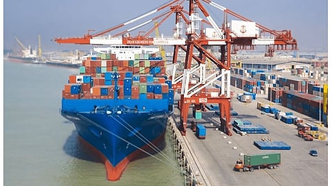 Kontrolon sa Amerika ang Iran
ports, lana miumento'g samot