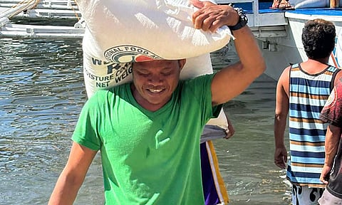 P20 nga kilo sa bugas gibaligya na sa Caubian
