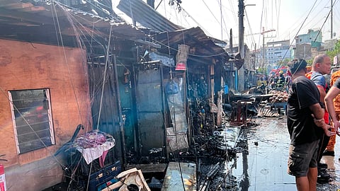 Fire hits Pahina Central, destroys 8 houses