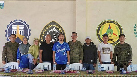 'Kalis' Brigade holds peace and order consultation in Patikul village
