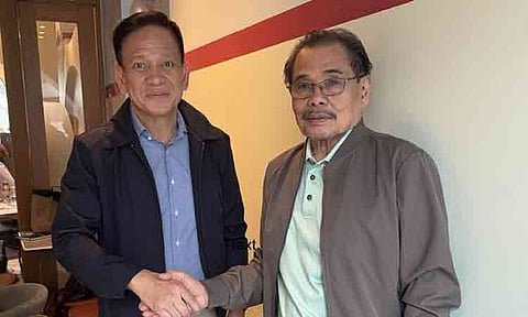 In a bid to sustain and build on the gains of the Bangsamoro peace process, Presidential Peace Adviser Secretary Mel Senen Sarmiento and Moro Islamic Liberation Front (MILF) Peace Implementing Panel Chair Mohagher M. Iqbal met on April 28.