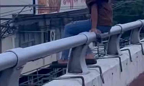 Teen rescued from Agdao Flyover