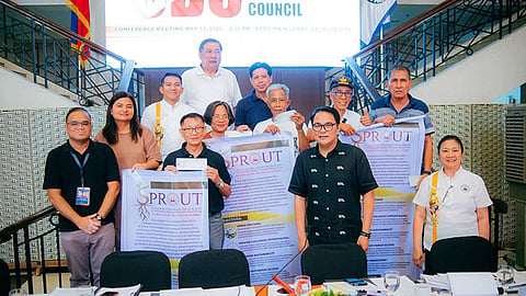Bacolod distributes P9M financial aid