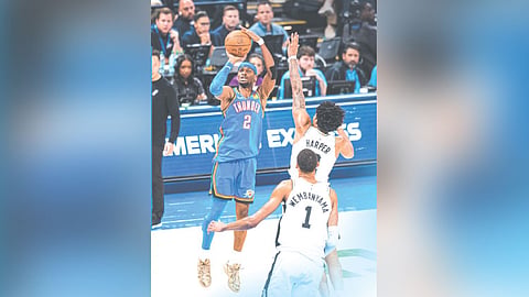 Thunder roar back