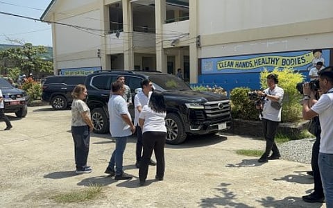 SCHOOL VISIT. President Ferdinand R. Marcos Jr. leads Brigada Eskwela and the Department of Education’s Yakap at Kalinga health caravan at Obando Central School in Obando, Bulacan on Thursday (May 21, 2026). The initiative highlights government efforts to prepare schools for the opening of classes while providing healthcare services for teachers, personnel and learners. (Photo from MPC Pool)