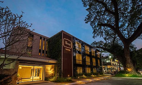 The Henry Hotels and Resorts Unveils The Henry Glass House Clark in Full Bloom