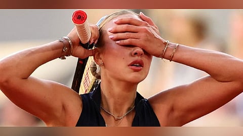 Potapova ousts champ Gauff in French Open