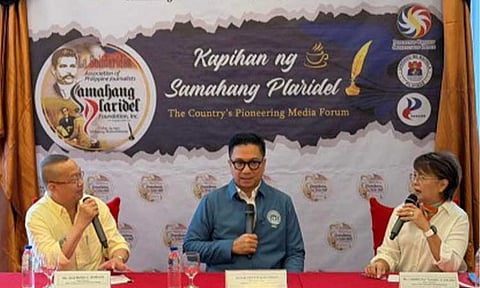 INFORMING THE PUBLIC. National Police Commission Commissioner Rafael Calinisan (center) answers questions during the Kapihan ng Samahang Plaridel forum in Manila on Friday (June 5, 2026). Calinisan provided an update on the case involving a police corporal who went viral for forcibly handcuffing and dragging a senior citizen following a minor traffic collision, stressing that it is the commission’s duty to take action and keep the public informed of developments in the case. (PNA photo by Ferdinand Patinio)