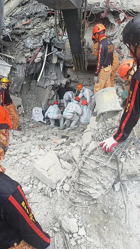 28 na ang patay sa pagkahugno sa Angeles City building