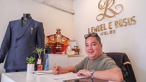 Desinyo ni Lemuel Rosos nagsugod sa notebook