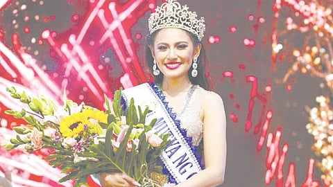 Beauty queen, boyfriend die in car accident