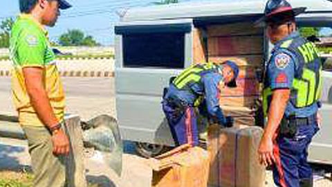 Over P855,000 smuggled cigarettes seized in GenSan