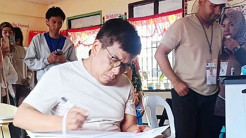 ZAMBOANGA. Basilan Governor Mujiv Hataman cast his vote on Monday, September 14, during the historic Bangsamoro Parliamentary elections. On Thursday, September 17, he called on the newly elected Bangsamoro Autonomous Region in Muslim Mindanao officials to ensure accountability, transparency and good governance.