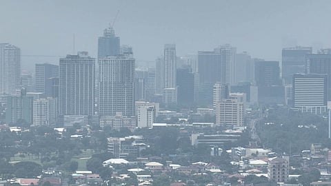 ‘Downpours help improve air’